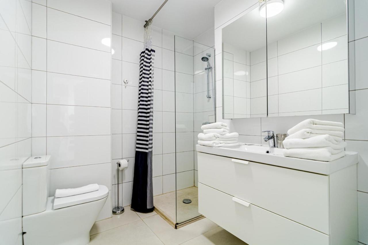 Cp - Modern Beachside Apartment In Estepona Exterior foto